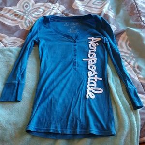 Very comfy light three quarter length sleeve tee